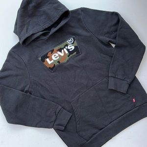 Levi’s Boys Chenille Camo Logo Hoodie (size XL)